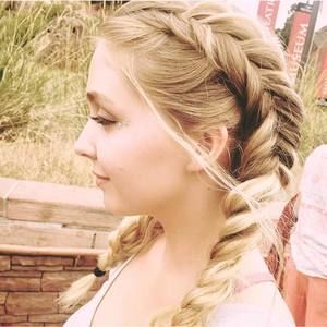 Meet your Posher, Mazie